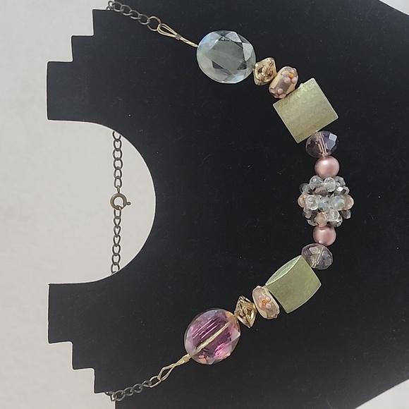 Hand Crafted Stylish One of a Kind Choker Necklace - Picture 14 of 14